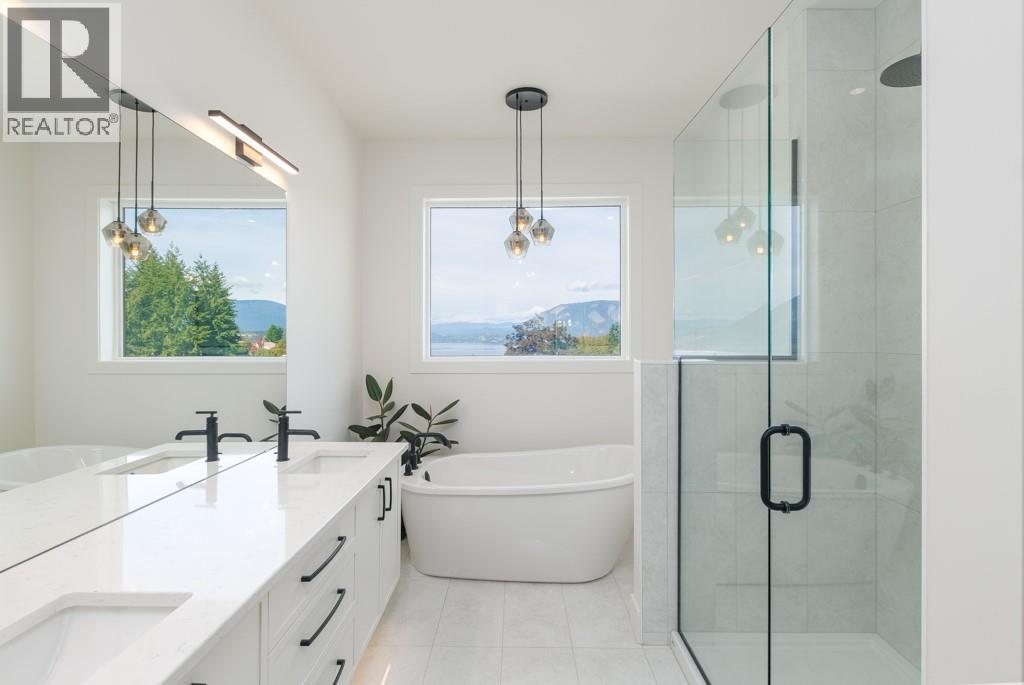 1160 16 Avenue SE, Salmon Arm, British Columbia  V1E 2R5 - Photo 27 - 10380066