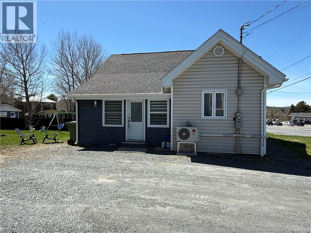69 Pont Road, Saint-Léonard, New Brunswick  E7E 1Y4 - Photo 4 - NB139439