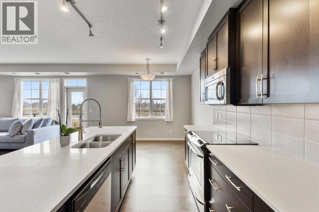 96 Cranarch Road Se, Calgary, Alberta  T3M 0V9 - Photo 4 - A2310808