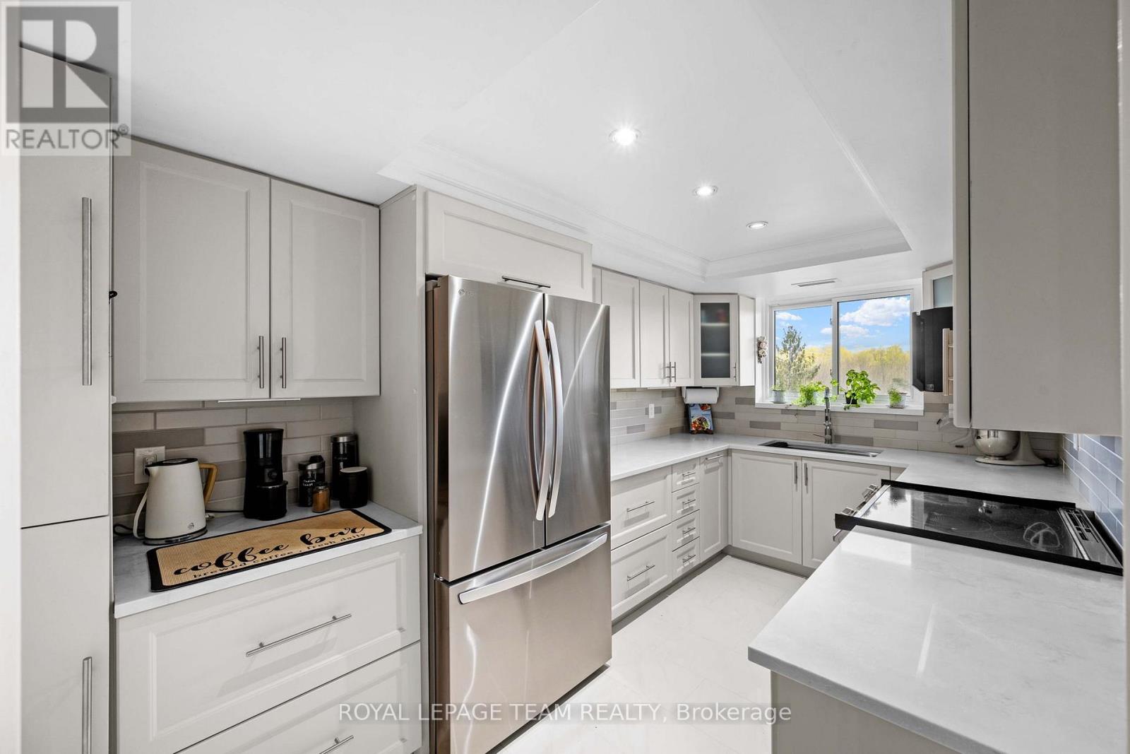 402 - 1705 Playfair Drive, Ottawa, Ontario  K1H 8P6 - Photo 12 - X13123952