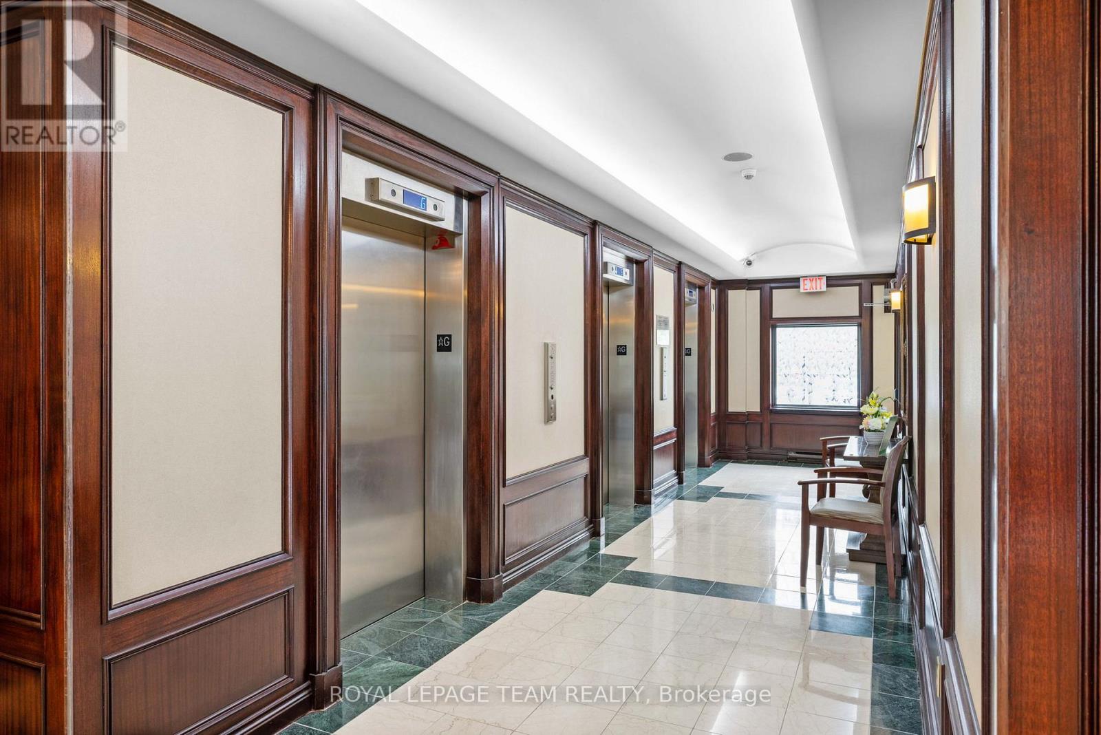 402 - 1705 Playfair Drive, Ottawa, Ontario  K1H 8P6 - Photo 4 - X13123952