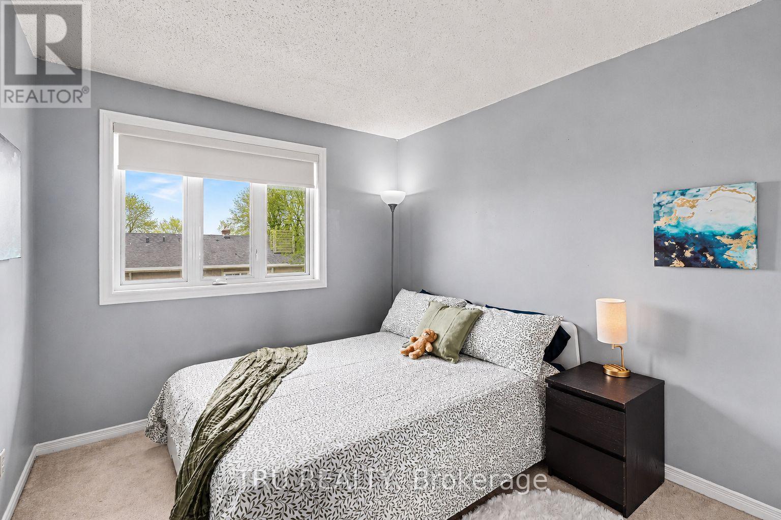 1120 Chimney Hill Way, Ottawa, Ontario  K1J 8Z6 - Photo 16 - X13124060