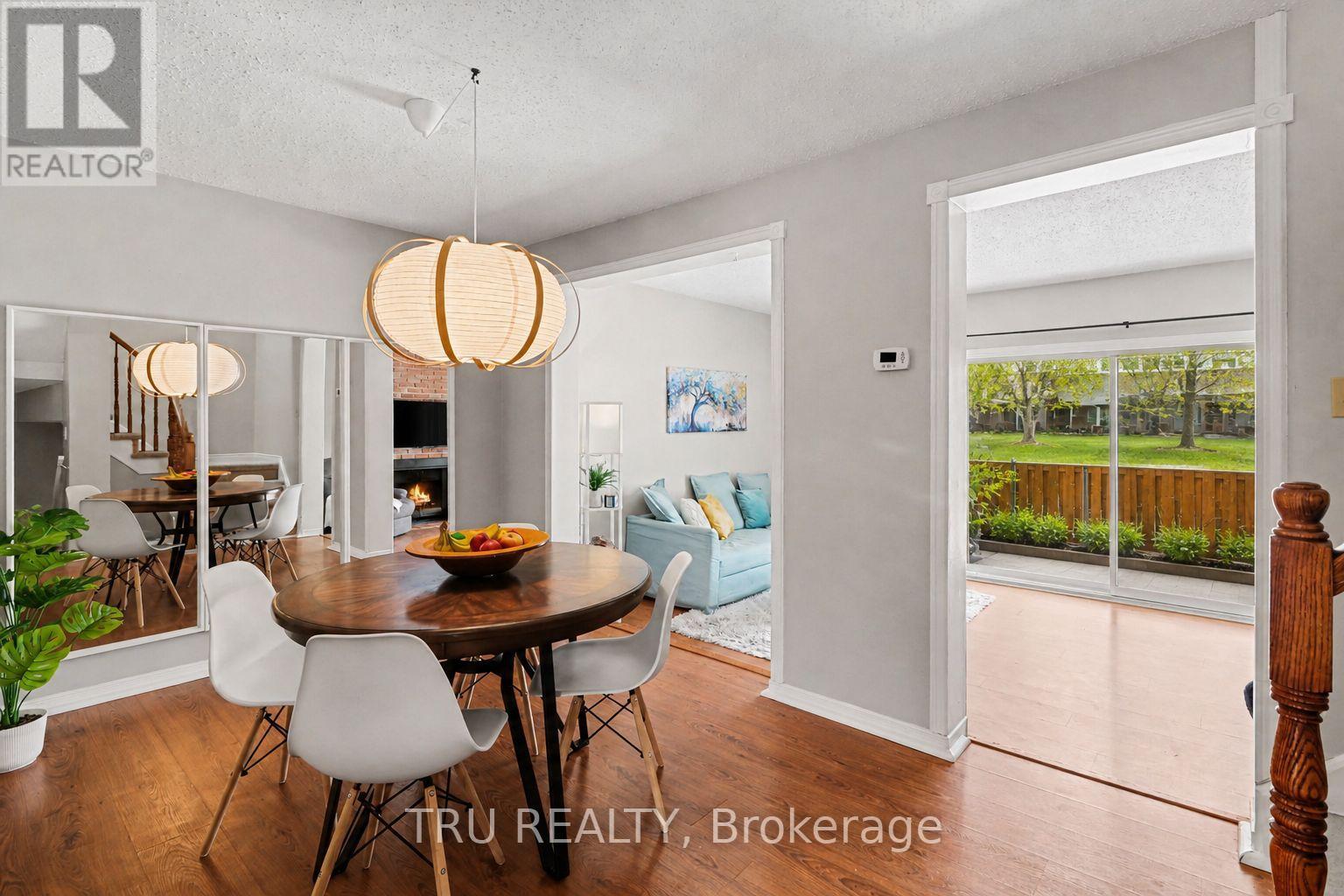 1120 Chimney Hill Way, Ottawa, Ontario  K1J 8Z6 - Photo 7 - X13124060