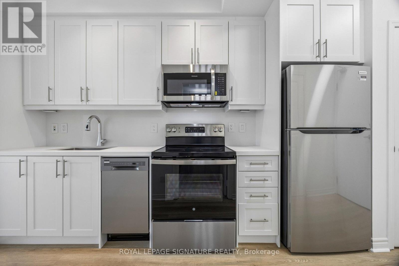 203 - 2885 Bayview Avenue, Toronto, Ontario  M2K 0A3 - Photo 3 - C13123992