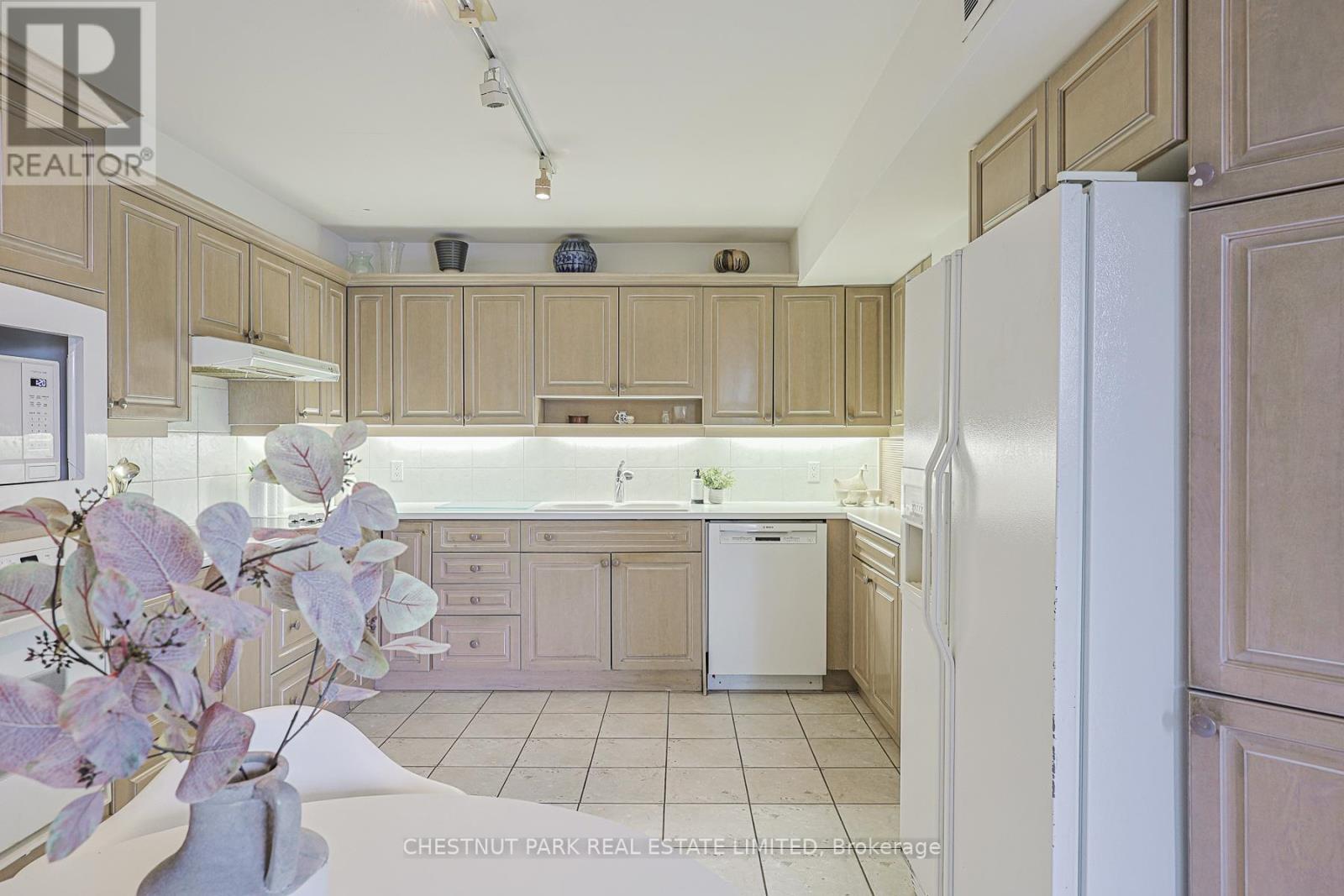 Ph2 - 70 Montclair Avenue, Toronto, Ontario  M5P 1P7 - Photo 22 - C13124096