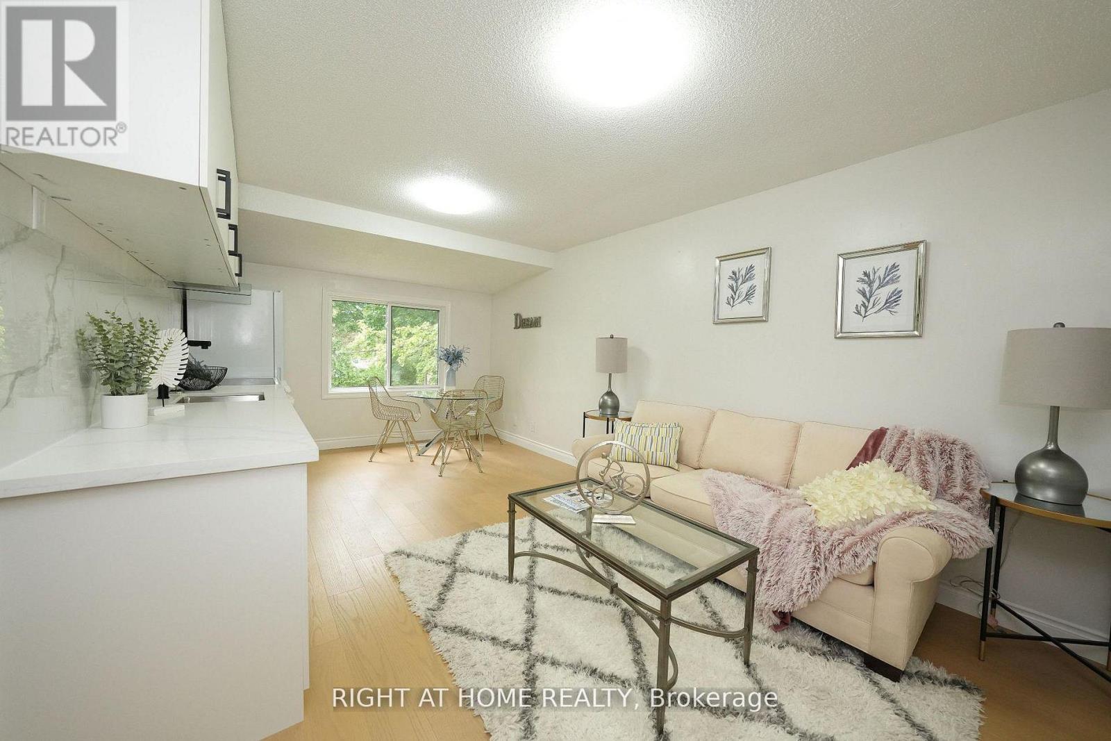 149 Dorset Road, Toronto, Ontario  M1M 2T5 - Photo 2 - E13123864