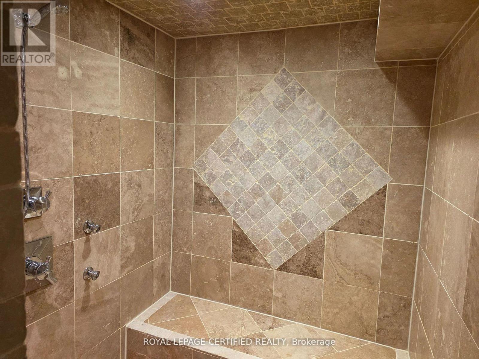 12 Fabrizio Court, Whitby, Ontario  L1M 2J1 - Photo 15 - E13123916