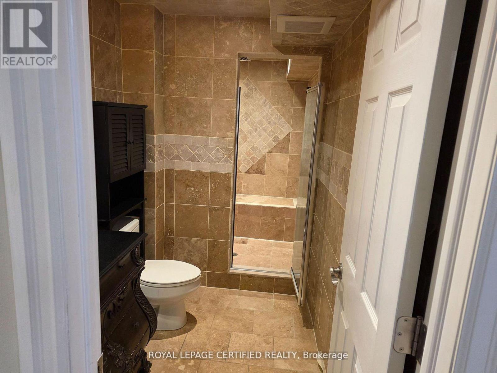 12 Fabrizio Court, Whitby, Ontario  L1M 2J1 - Photo 16 - E13123916