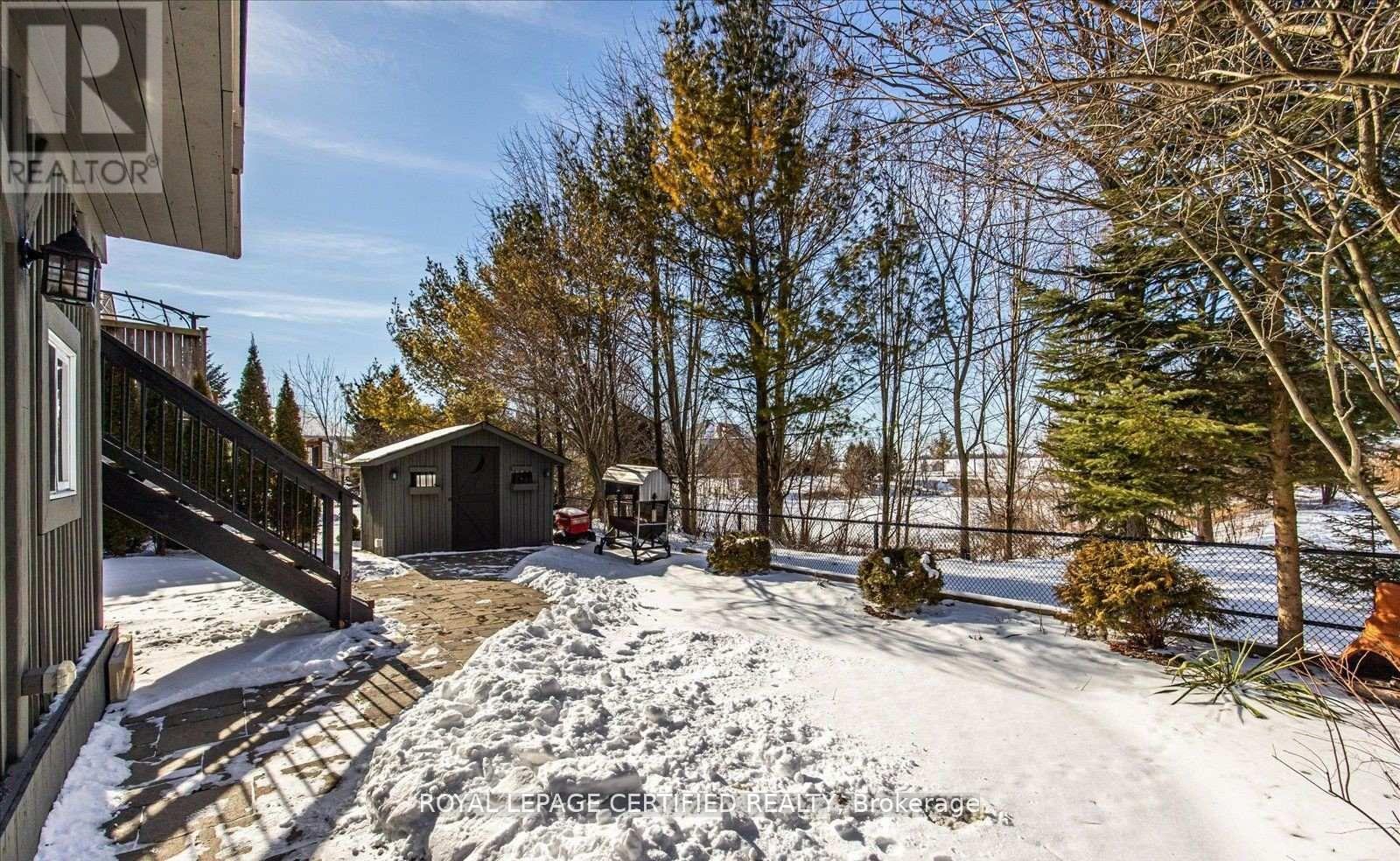 12 Fabrizio Court, Whitby, Ontario  L1M 2J1 - Photo 18 - E13123916