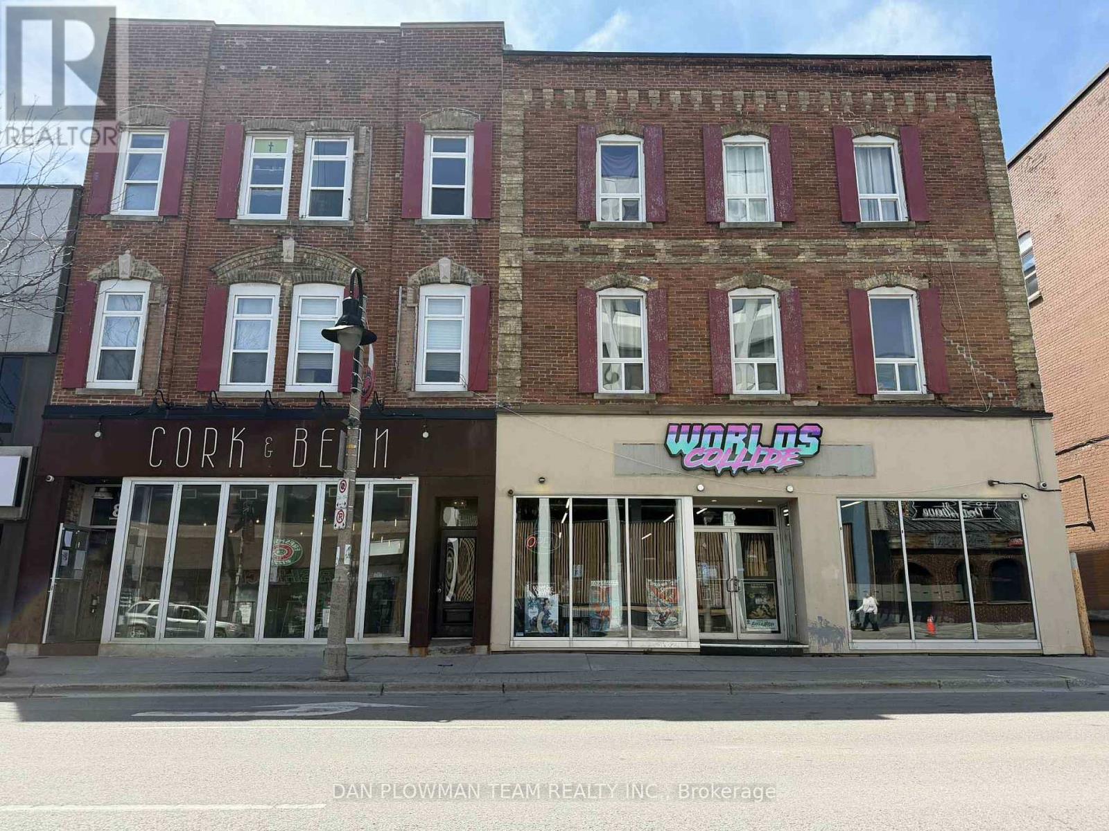 8-10 SIMCOE STREET N, Oshawa, Ontario