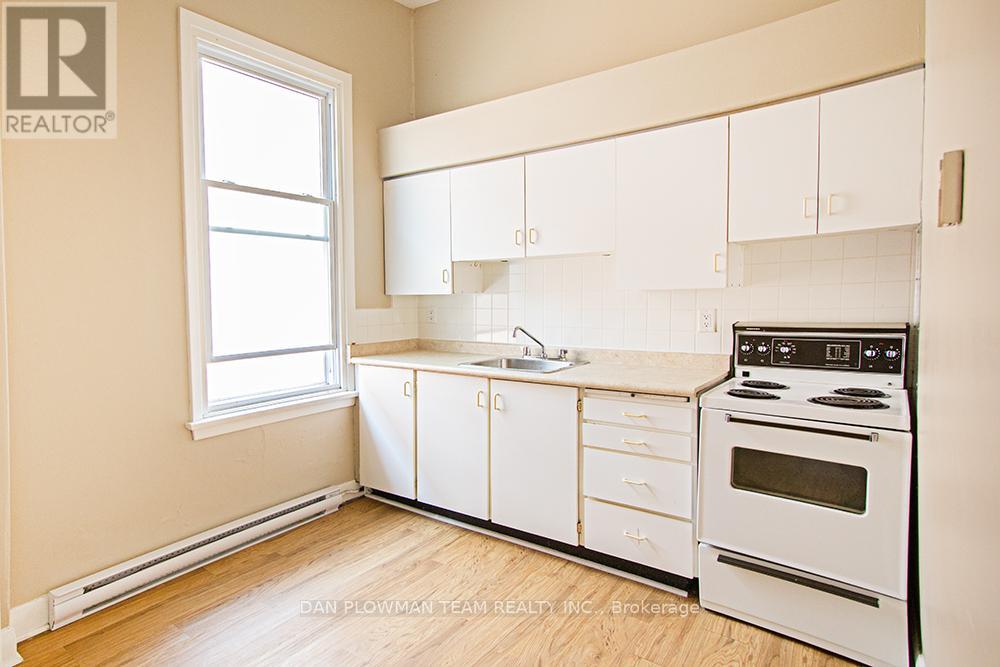 8-10 Simcoe Street N, Oshawa, Ontario  L1G 4R8 - Photo 8 - E13123980