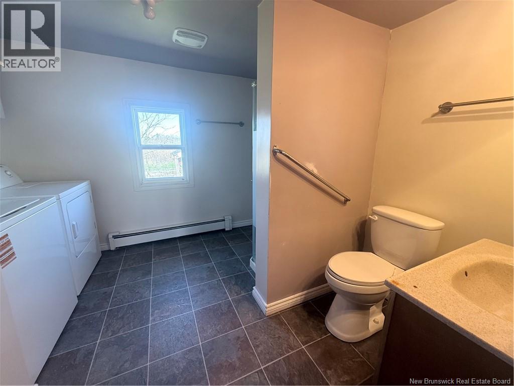 376 Demille Street, Saint John, New Brunswick  E2M 2V7 - Photo 11 - NB139292