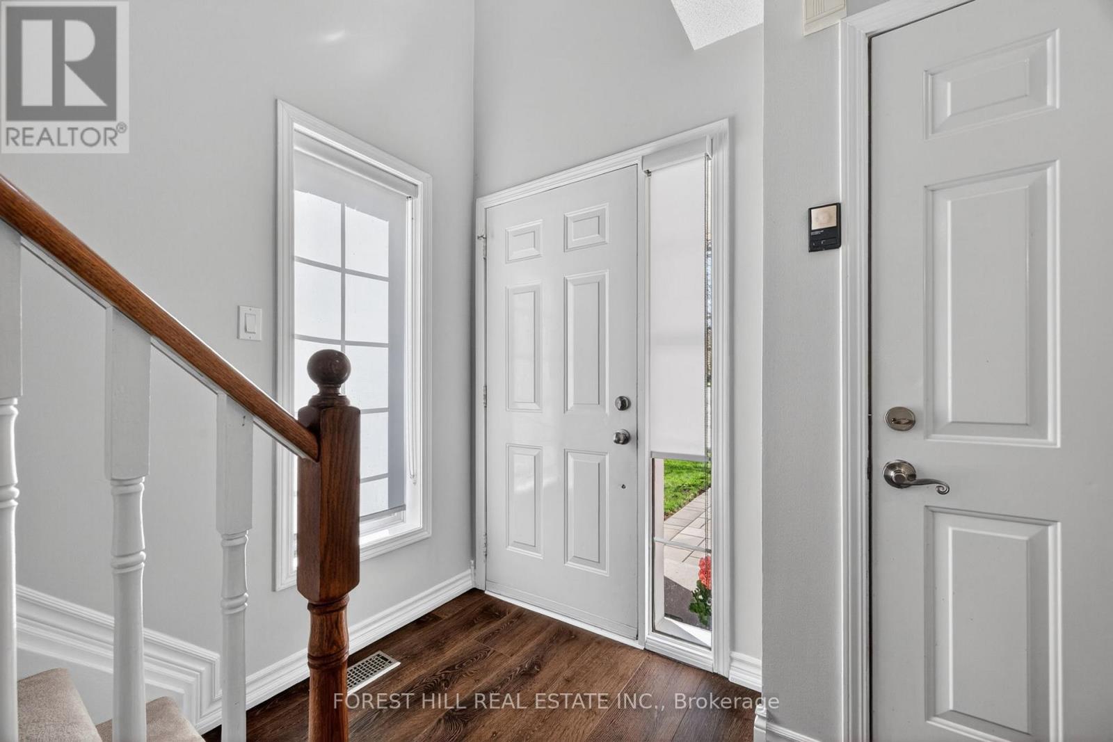 4 - 667 Macnab Gate, Newmarket, Ontario  L3Y 8S5 - Photo 2 - N13123882