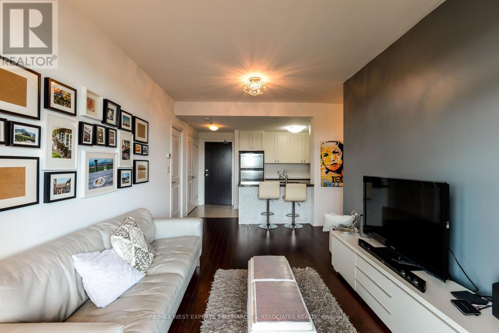 425 - 281 Woodbridge Avenue, Vaughan, Ontario  L4L 0C6 - Photo 16 - N13124062