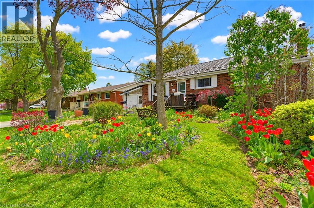 12 Mccammon Street, Paris, Ontario  N3L 1V9 - Photo 3 - 40820567