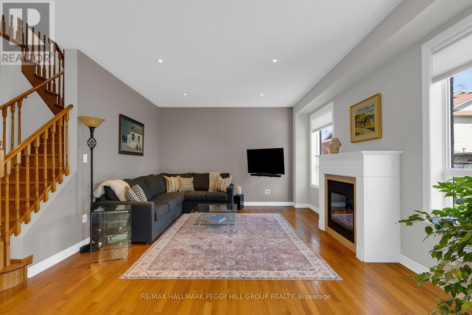 5 Magna Carta Road, Barrie, Ontario  L4M 7H9 - Photo 11 - S13123874