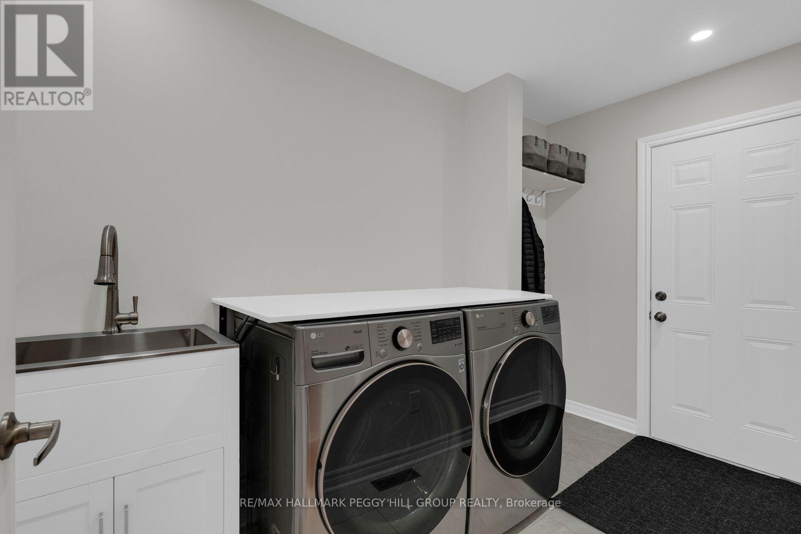 5 Magna Carta Road, Barrie, Ontario  L4M 7H9 - Photo 14 - S13123874