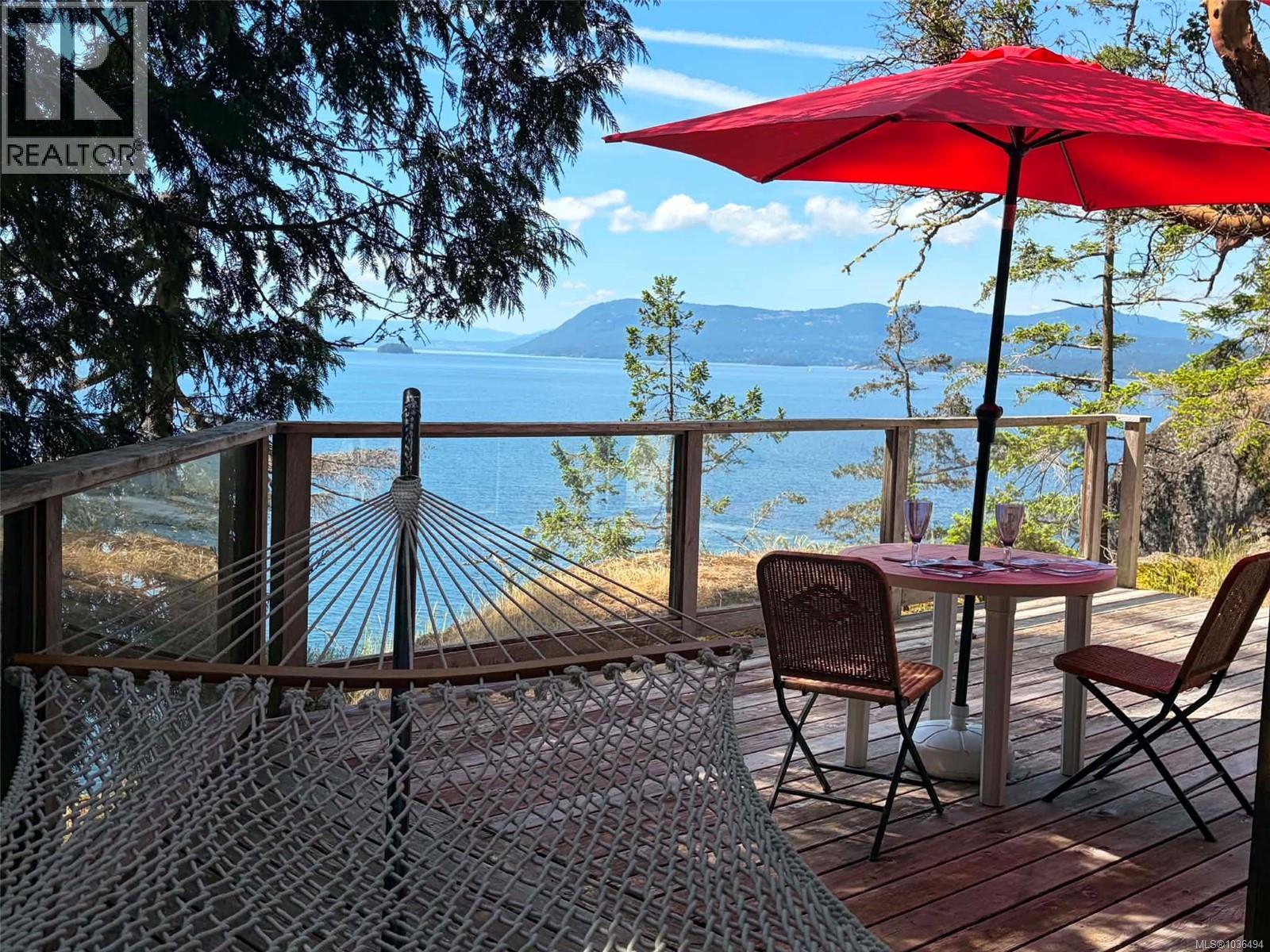 3803 Cutlass Crt, Pender Island, British Columbia  V0N 2M2 - Photo 1 - 1036494