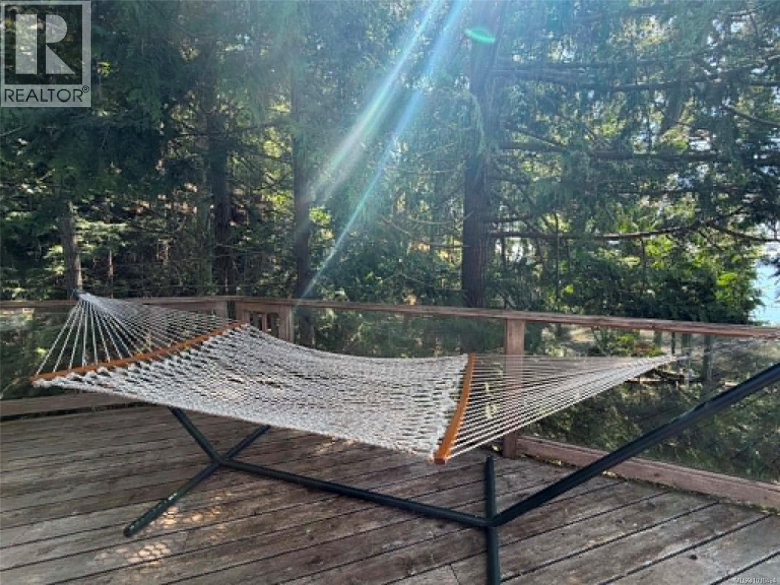 3803 Cutlass Crt, Pender Island, British Columbia  V0N 2M2 - Photo 23 - 1036494