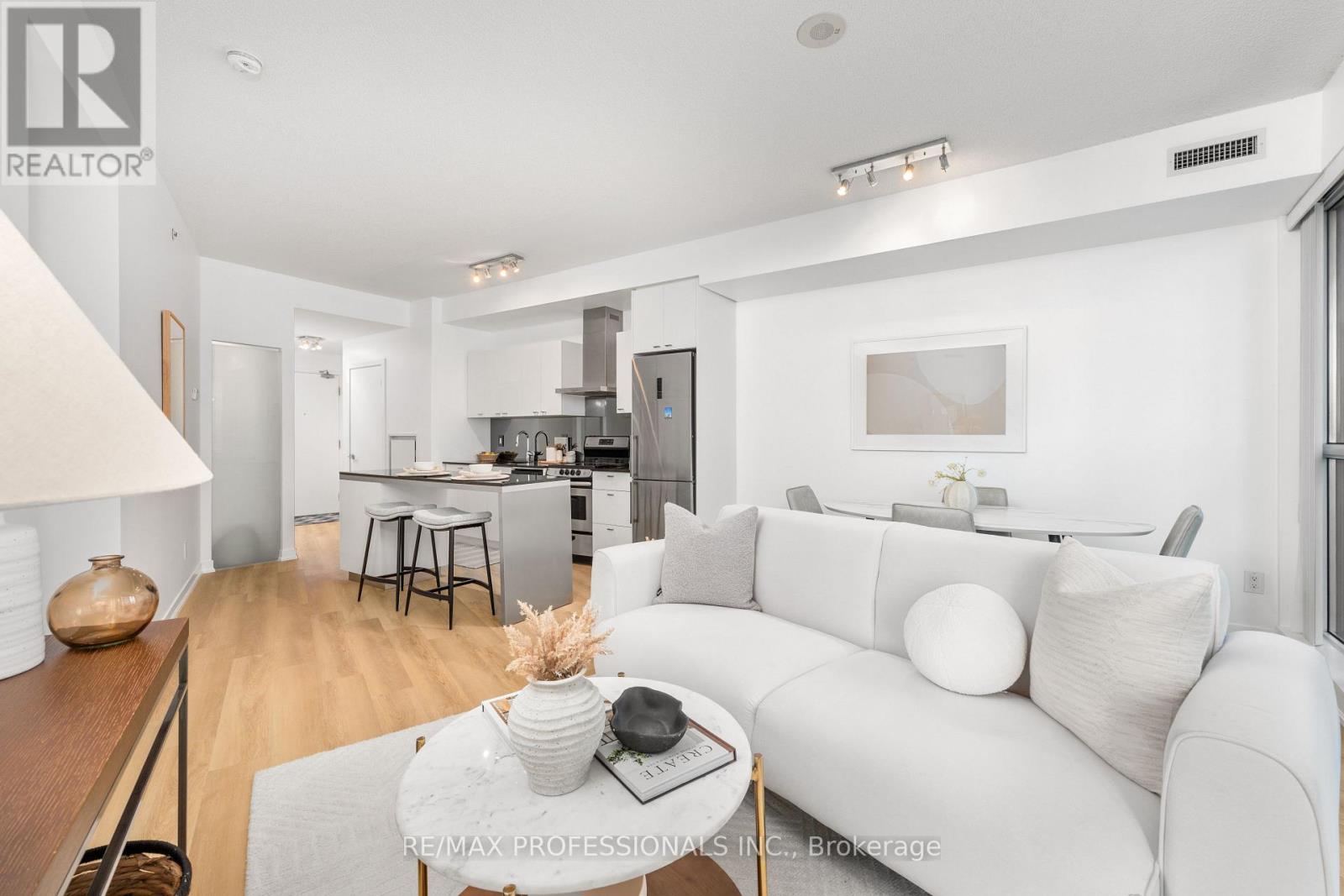 607 - 51 East Liberty Street, Toronto, Ontario  M6K 3P8 - Photo 3 - C13090048