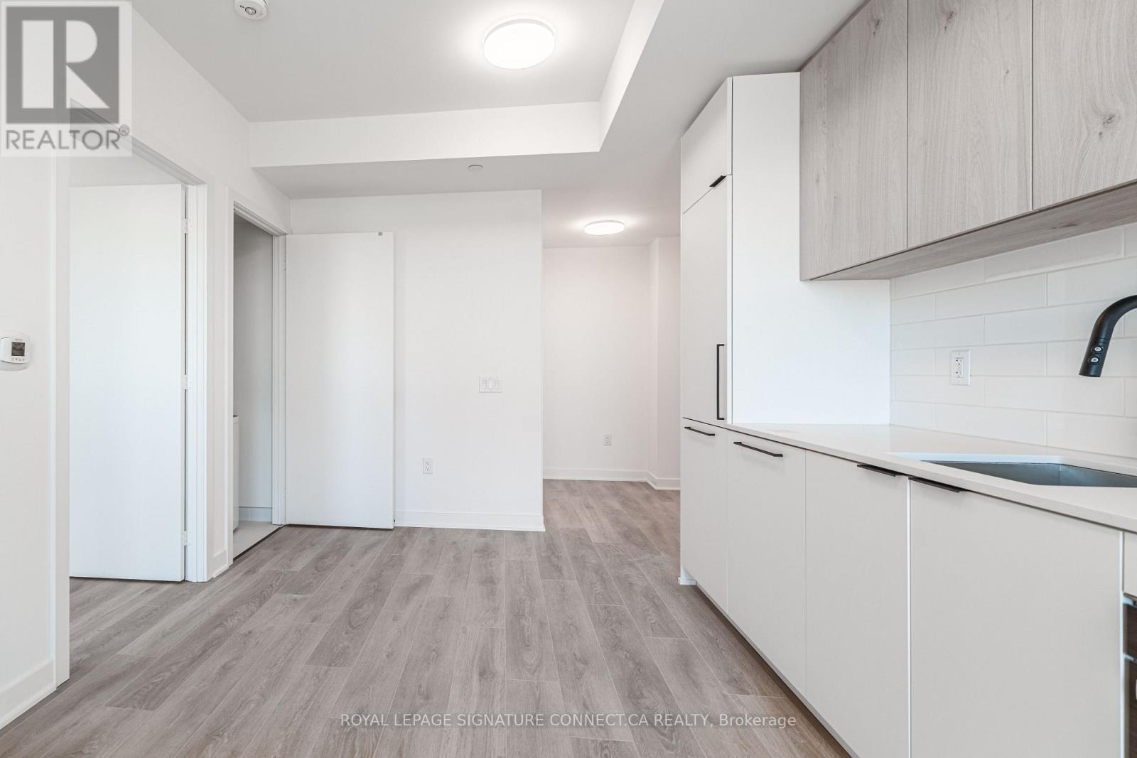 2706 - 1185 Dupont Street, Toronto, Ontario  M6H 0G5 - Photo 12 - W13123936