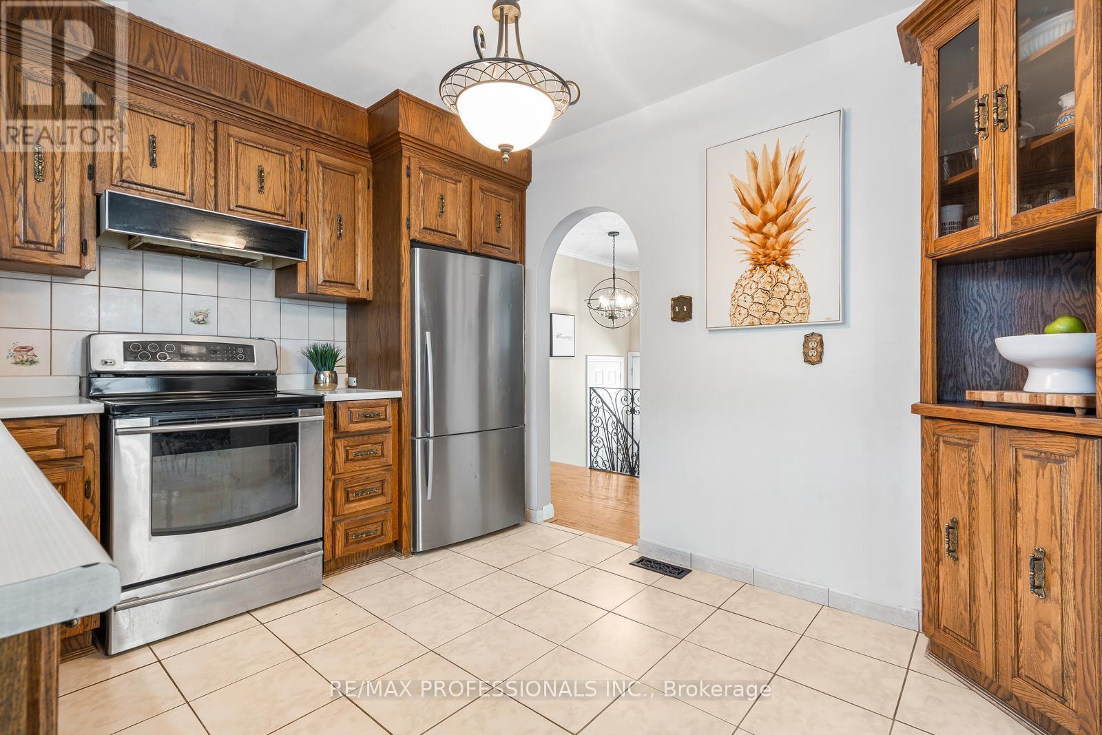 73 Coney Road, Toronto, Ontario  M8Z 2K7 - Photo 14 - W13123988