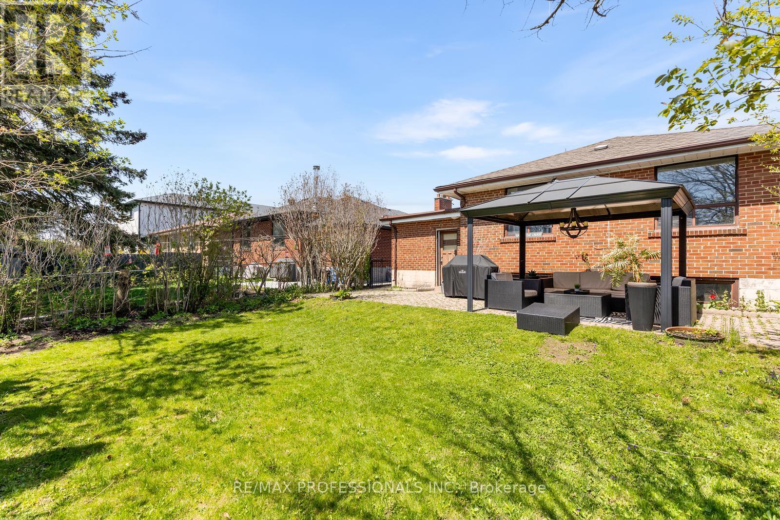 73 Coney Road, Toronto, Ontario  M8Z 2K7 - Photo 34 - W13123988