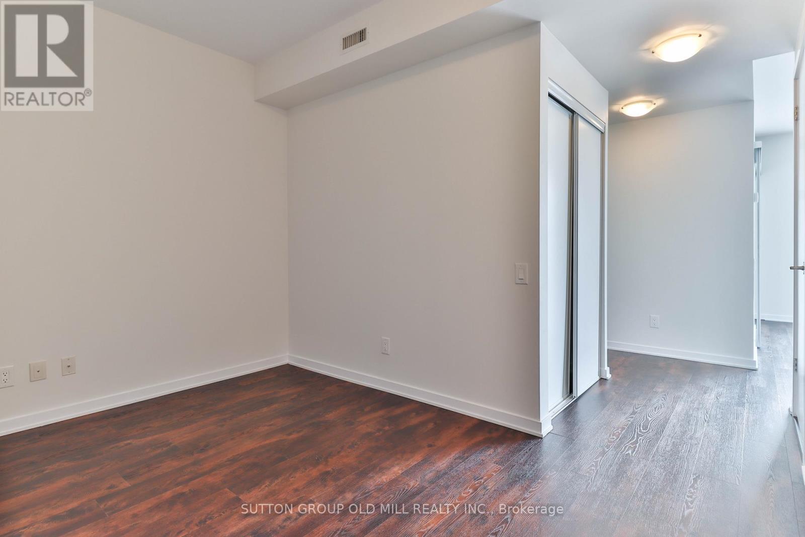 2516 - 105 The Queensway, Toronto, Ontario  M6S 5B5 - Photo 11 - W13123994