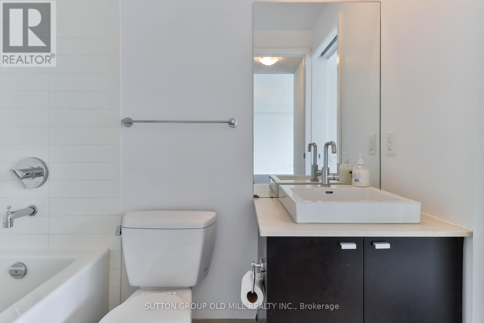 2516 - 105 The Queensway, Toronto, Ontario  M6S 5B5 - Photo 14 - W13123994