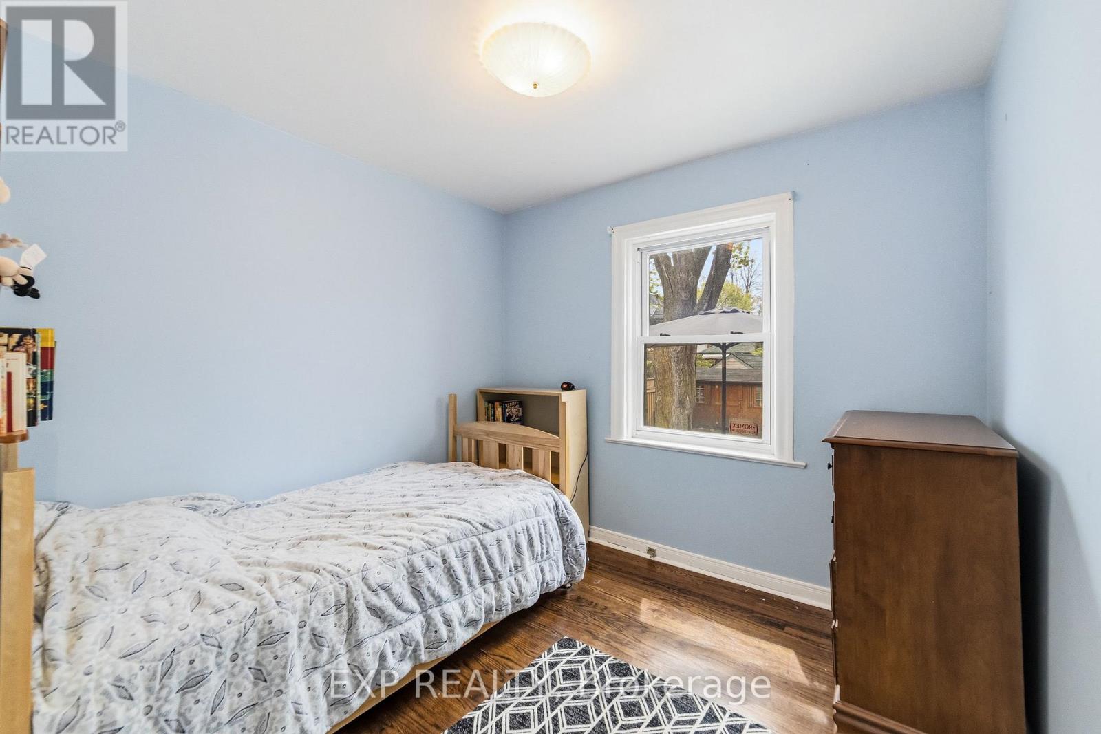 42 Clissold Road N, Toronto, Ontario  M8Z 4T5 - Photo 11 - W13124036