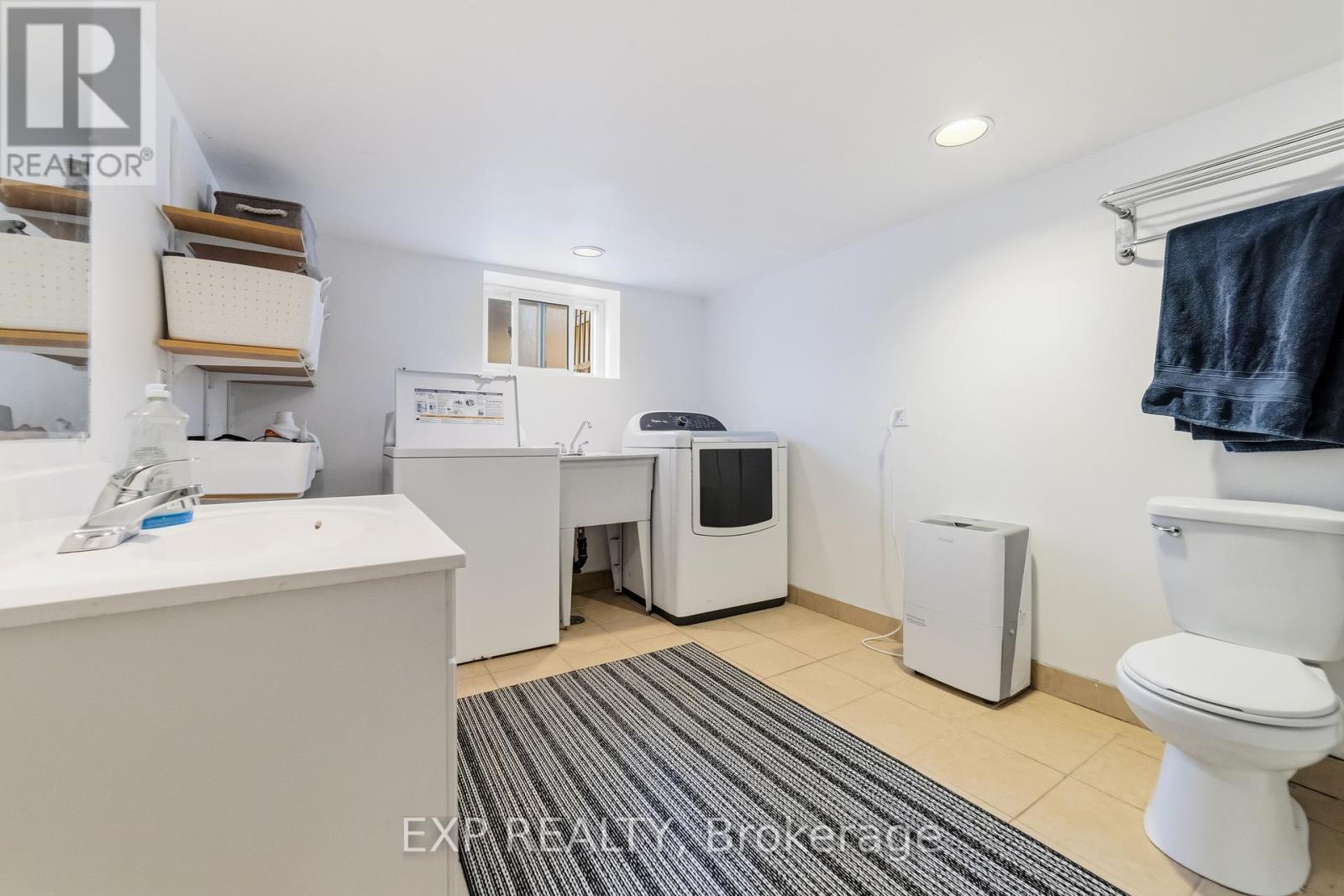 42 Clissold Road N, Toronto, Ontario  M8Z 4T5 - Photo 22 - W13124036