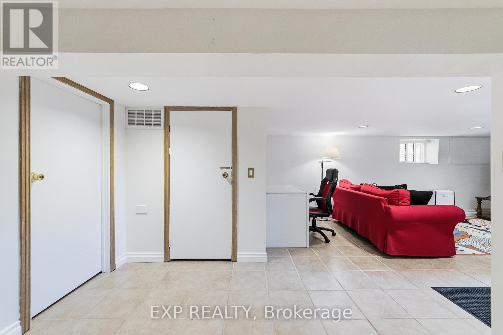 42 Clissold Road N, Toronto, Ontario  M8Z 4T5 - Photo 23 - W13124036