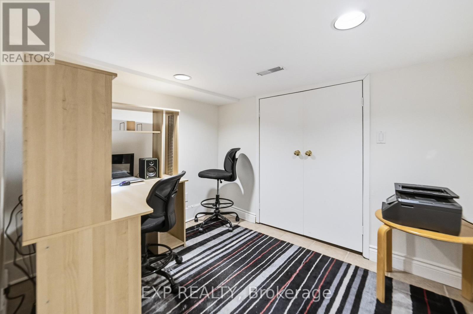 42 Clissold Road N, Toronto, Ontario  M8Z 4T5 - Photo 25 - W13124036