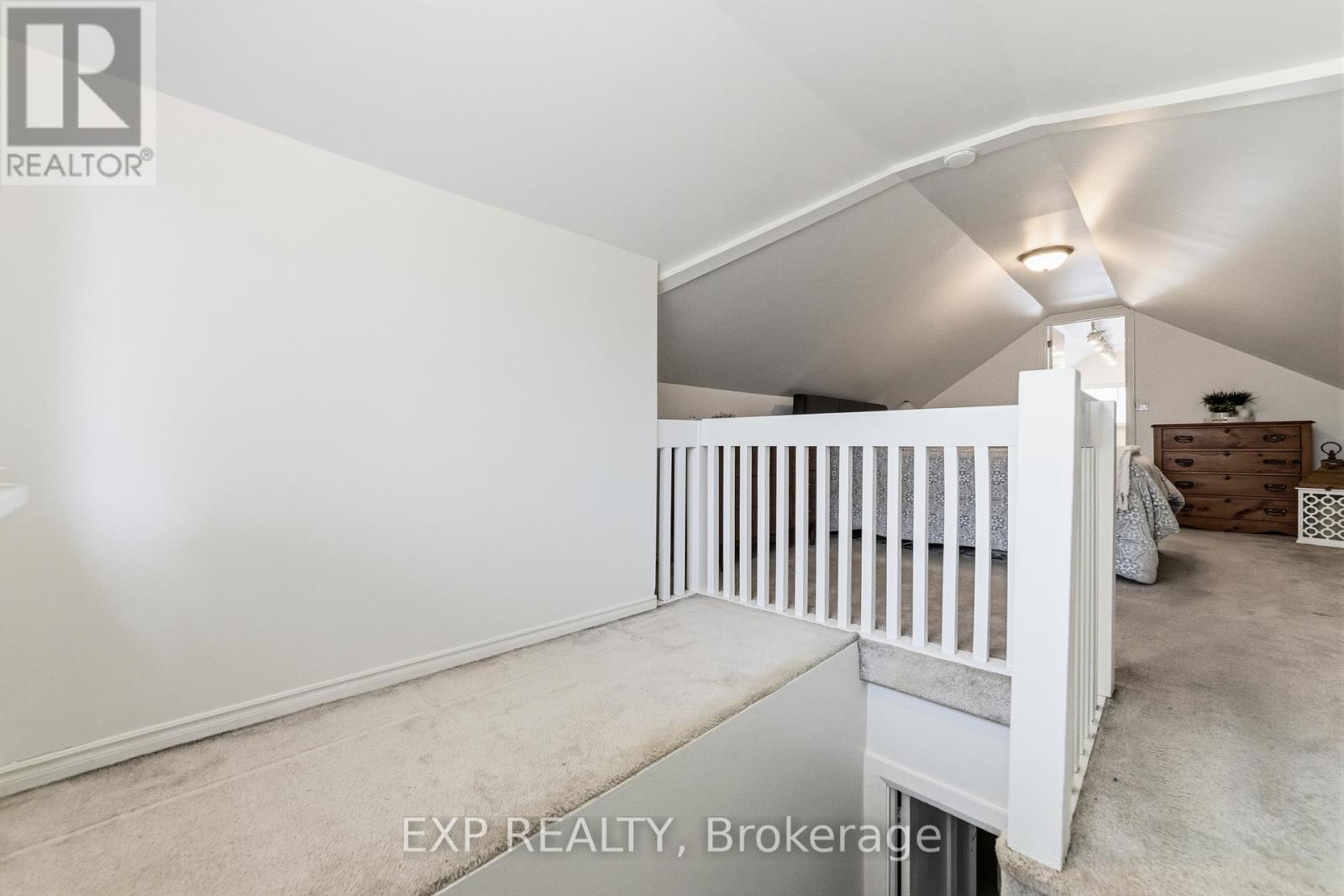 42 Clissold Road N, Toronto, Ontario  M8Z 4T5 - Photo 26 - W13124036