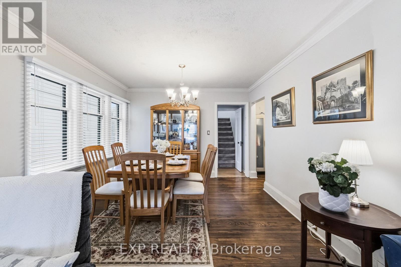 42 Clissold Road N, Toronto, Ontario  M8Z 4T5 - Photo 8 - W13124036