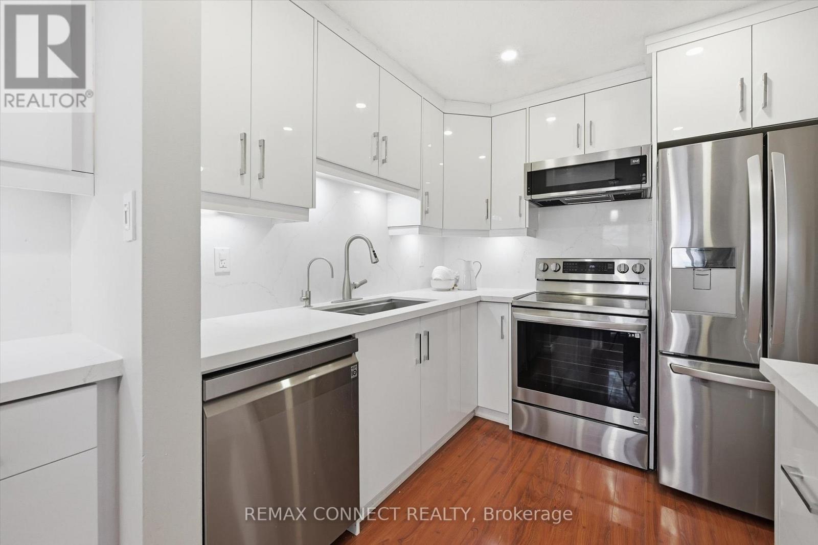 23 - 2185 Fairchild Boulevard, Burlington, Ontario  L7P 3P6 - Photo 13 - W13124050