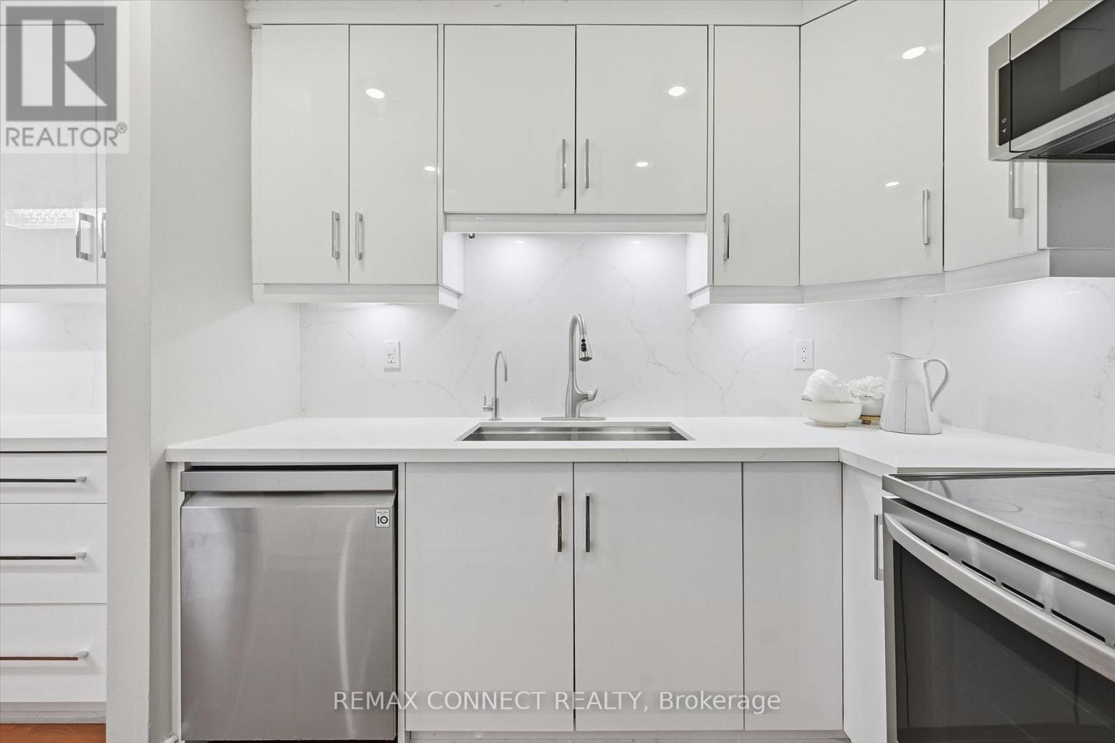 23 - 2185 Fairchild Boulevard, Burlington, Ontario  L7P 3P6 - Photo 14 - W13124050