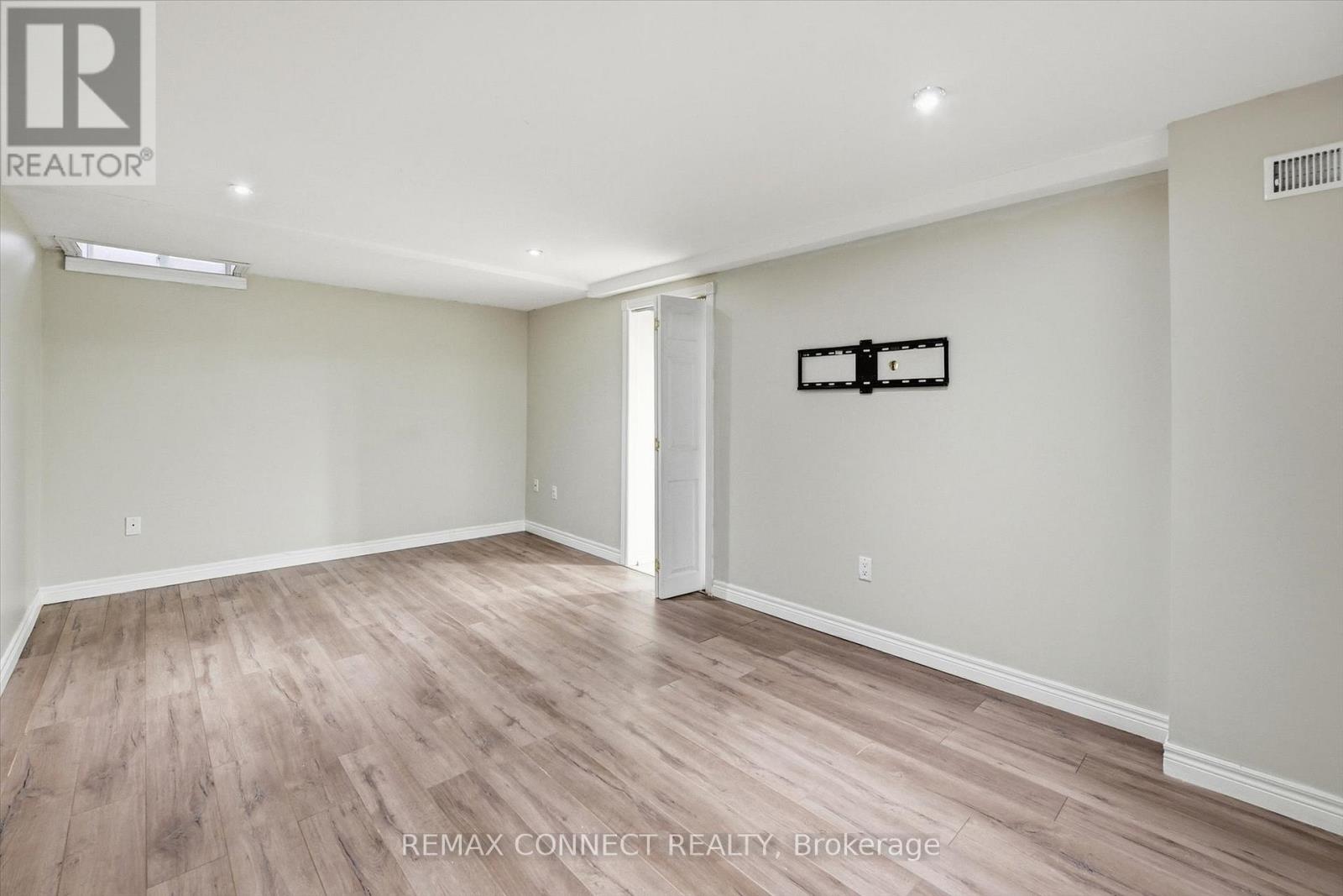 23 - 2185 Fairchild Boulevard, Burlington, Ontario  L7P 3P6 - Photo 24 - W13124050