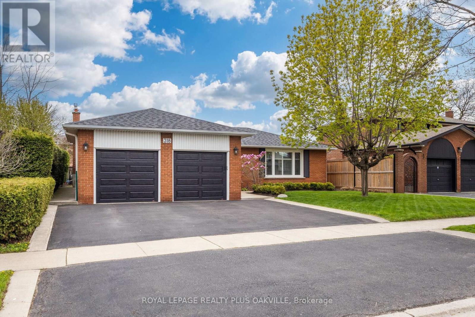 318 MARY STREET, Oakville, Ontario