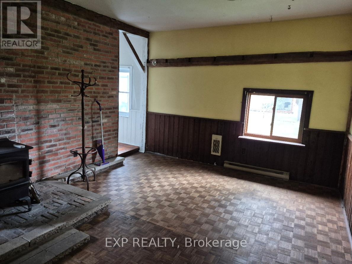 10577 Moun Main Street, North Dundas, Ontario  K0E 1W0 - Photo 17 - X13087712