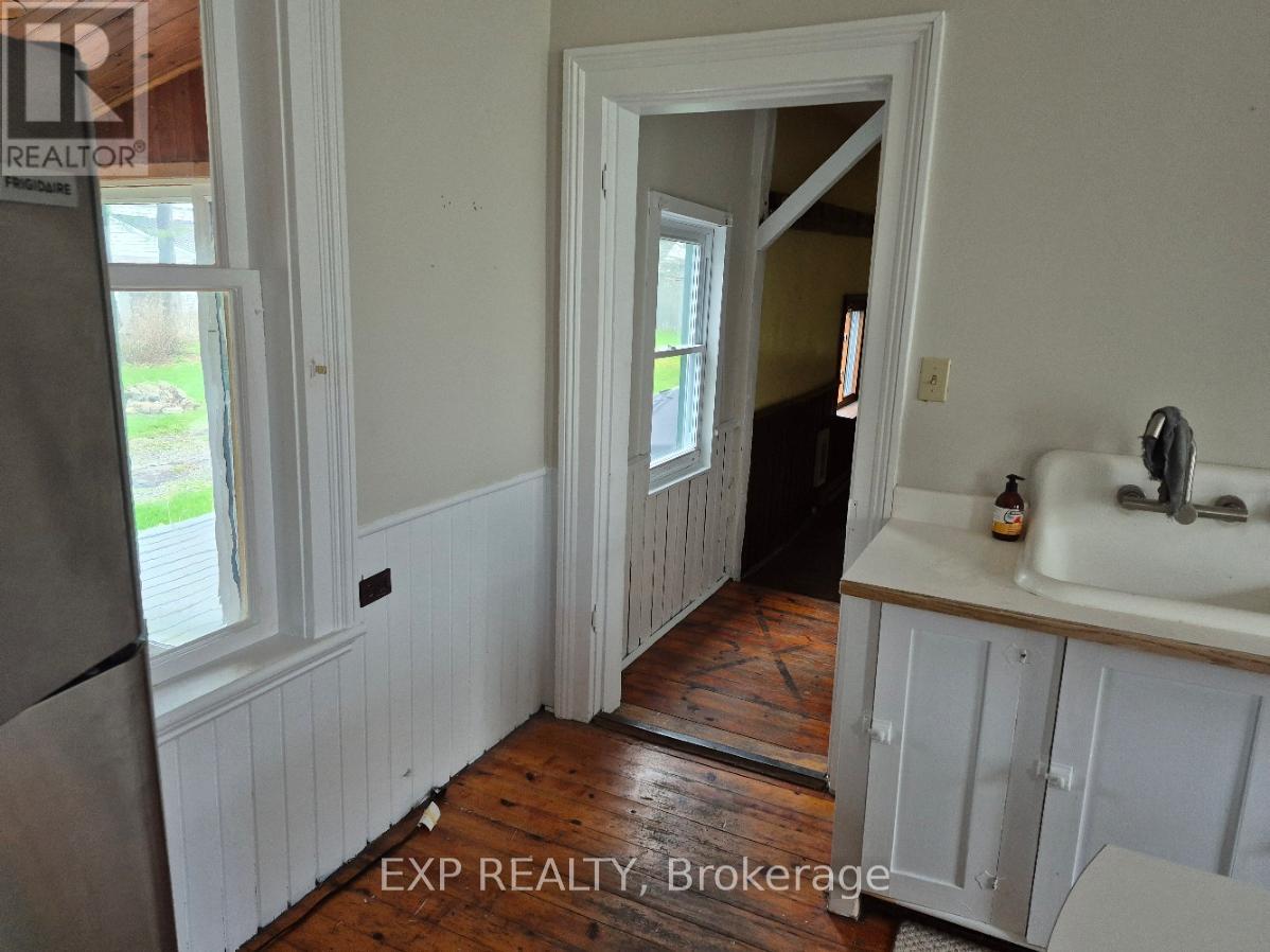 10577 Moun Main Street, North Dundas, Ontario  K0E 1W0 - Photo 20 - X13087712