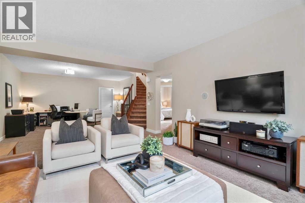 25 Fireside Landing, Cochrane, Alberta  T4C 0V9 - Photo 39 - A2285252