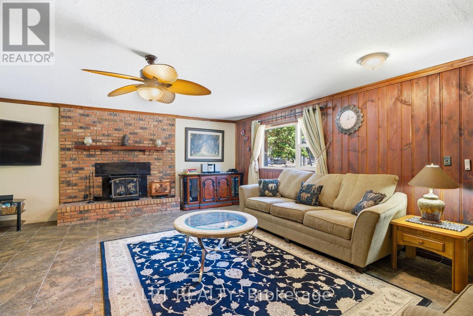 9996 Huron Street, Lambton Shores, Ontario  N0M 2L0 - Photo 20 - X13124180