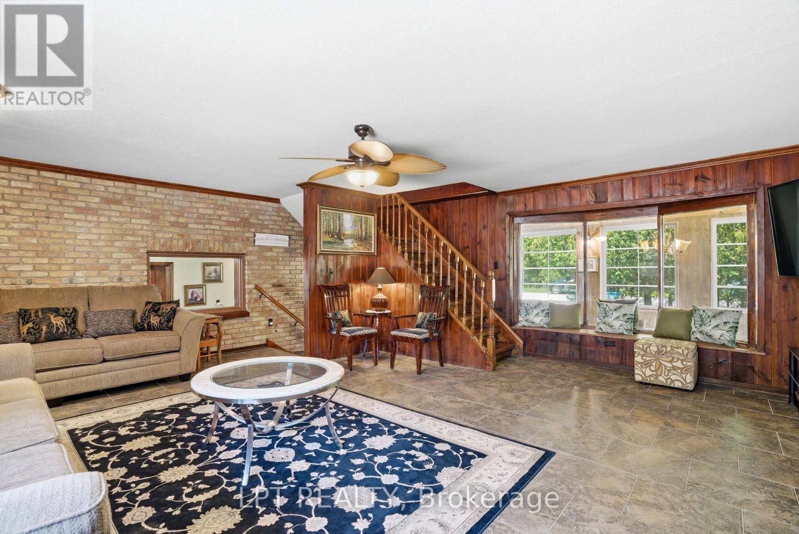 9996 Huron Street, Lambton Shores, Ontario  N0M 2L0 - Photo 21 - X13124180