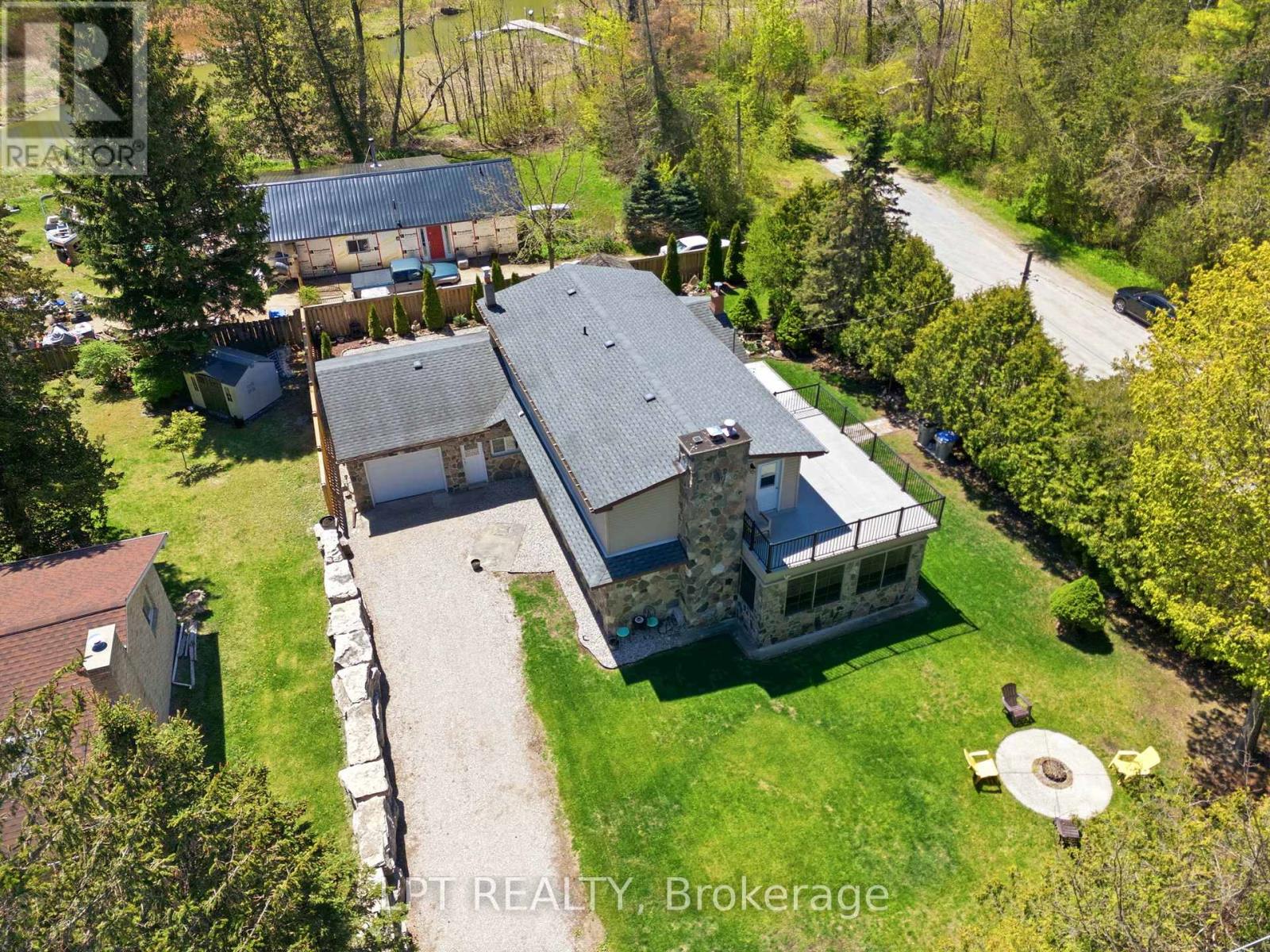 9996 Huron Street, Lambton Shores, Ontario  N0M 2L0 - Photo 3 - X13124180