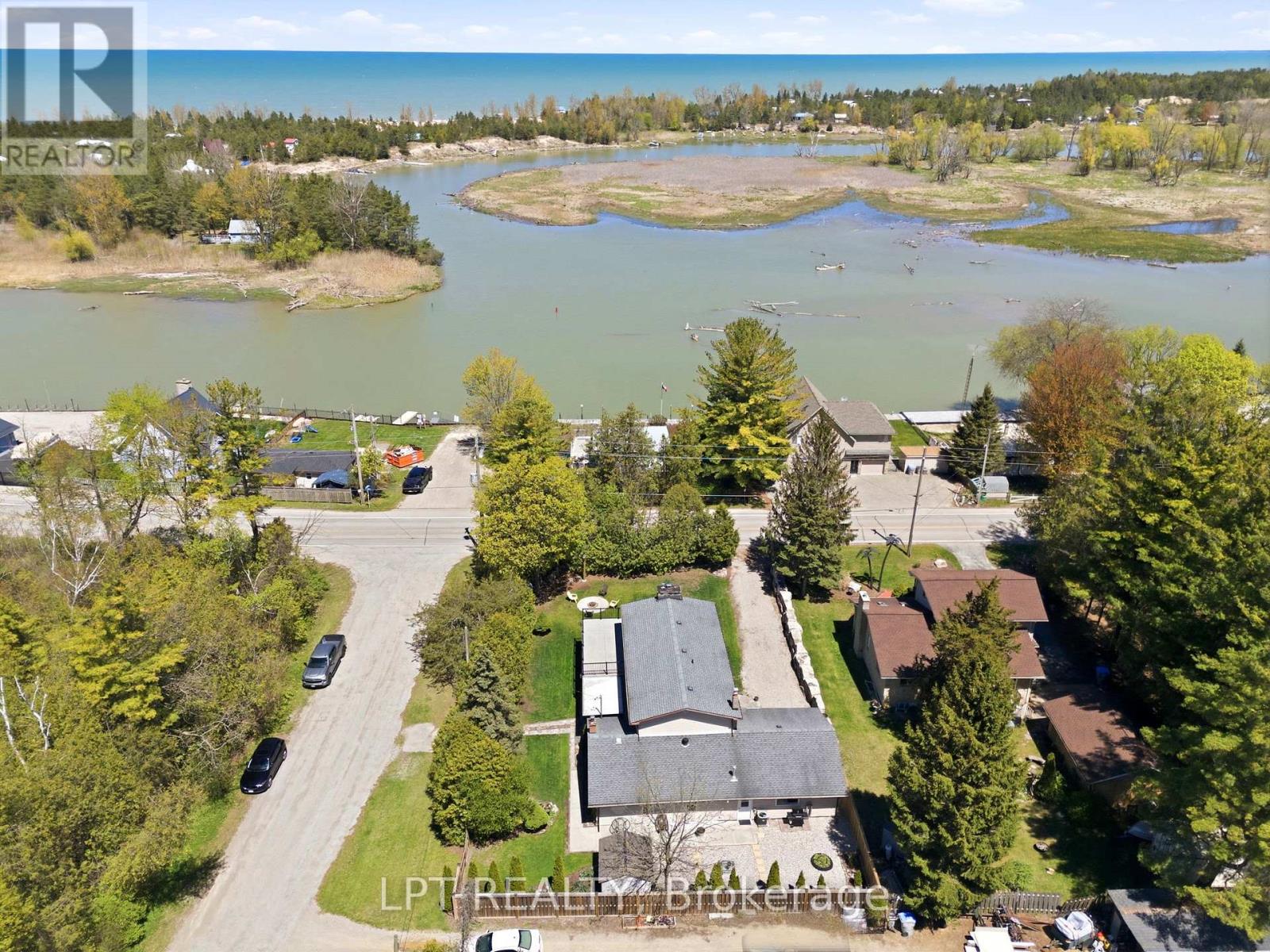 9996 Huron Street, Lambton Shores, Ontario  N0M 2L0 - Photo 44 - X13124180