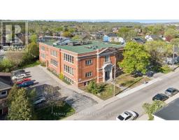 36 - 357 HUNTER STREET W, Hamilton, Ontario