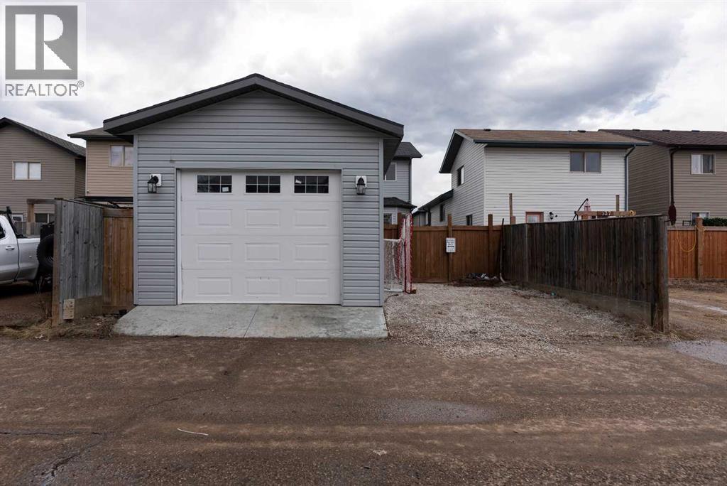 133 Elderberry Street, Fort Mcmurray, Alberta  T9K 0N4 - Photo 48 - A2310587