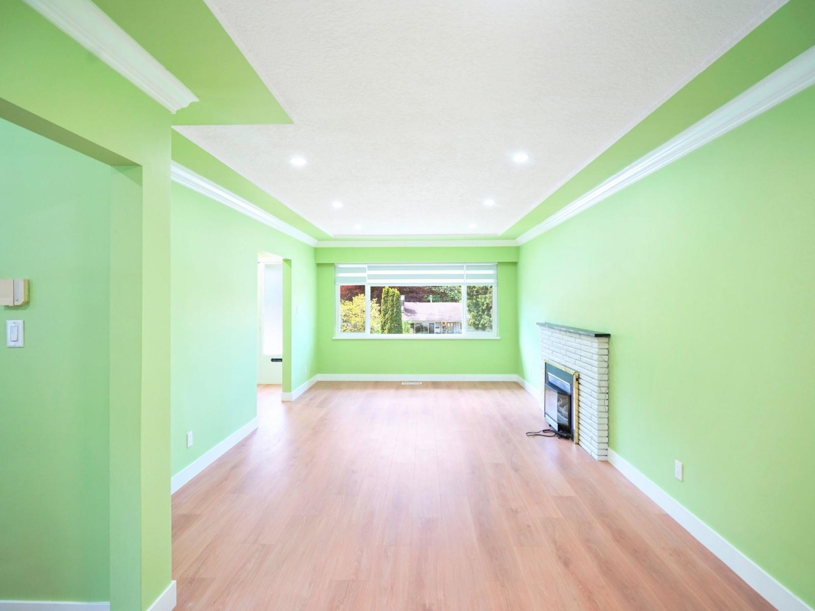 14935 Kew Drive, Surrey, British Columbia  V3R 4Y1 - Photo 7 - R3122833