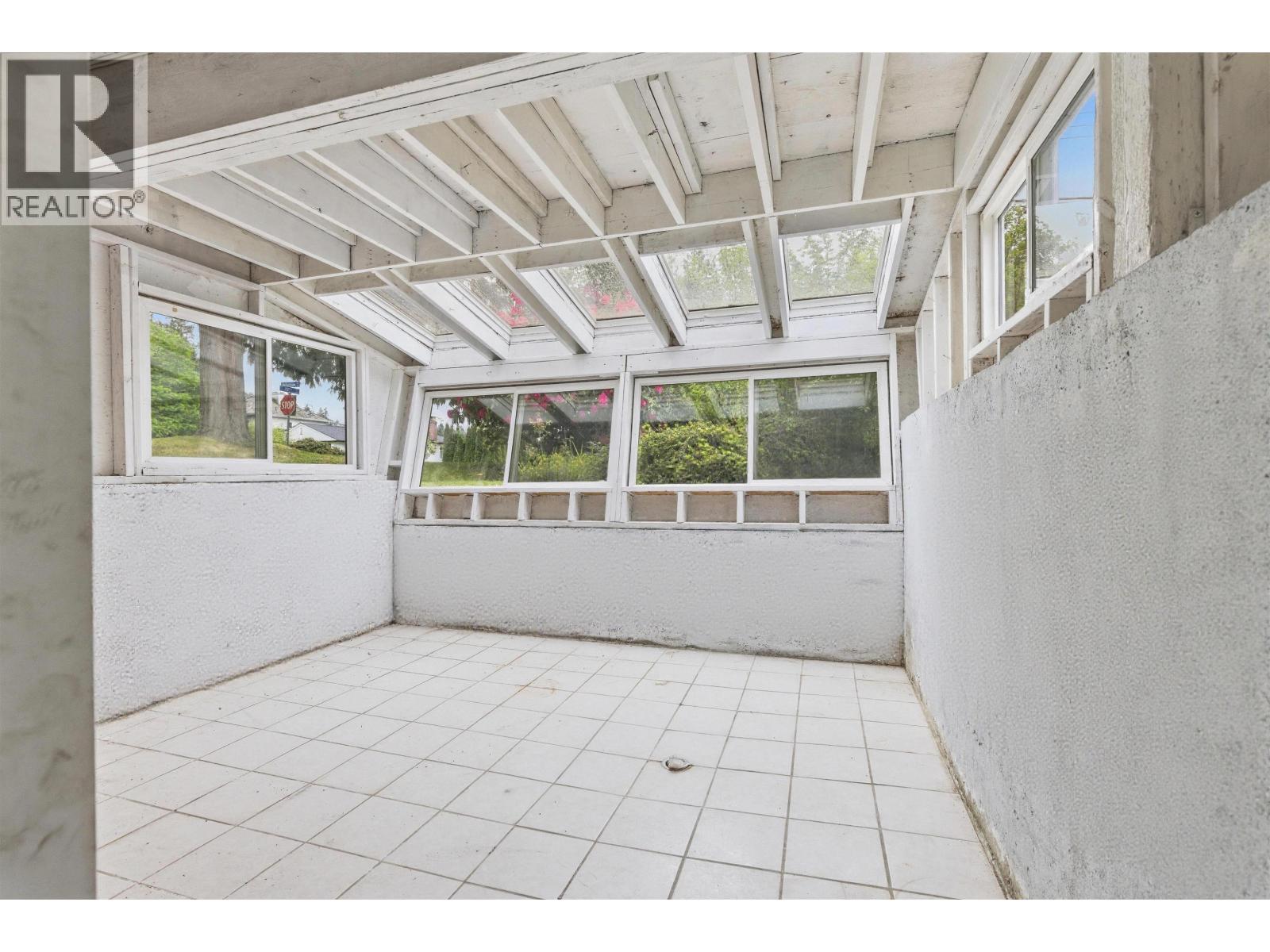 1227 12th Street, West Vancouver, British Columbia  V7T 2N6 - Photo 33 - R3122638
